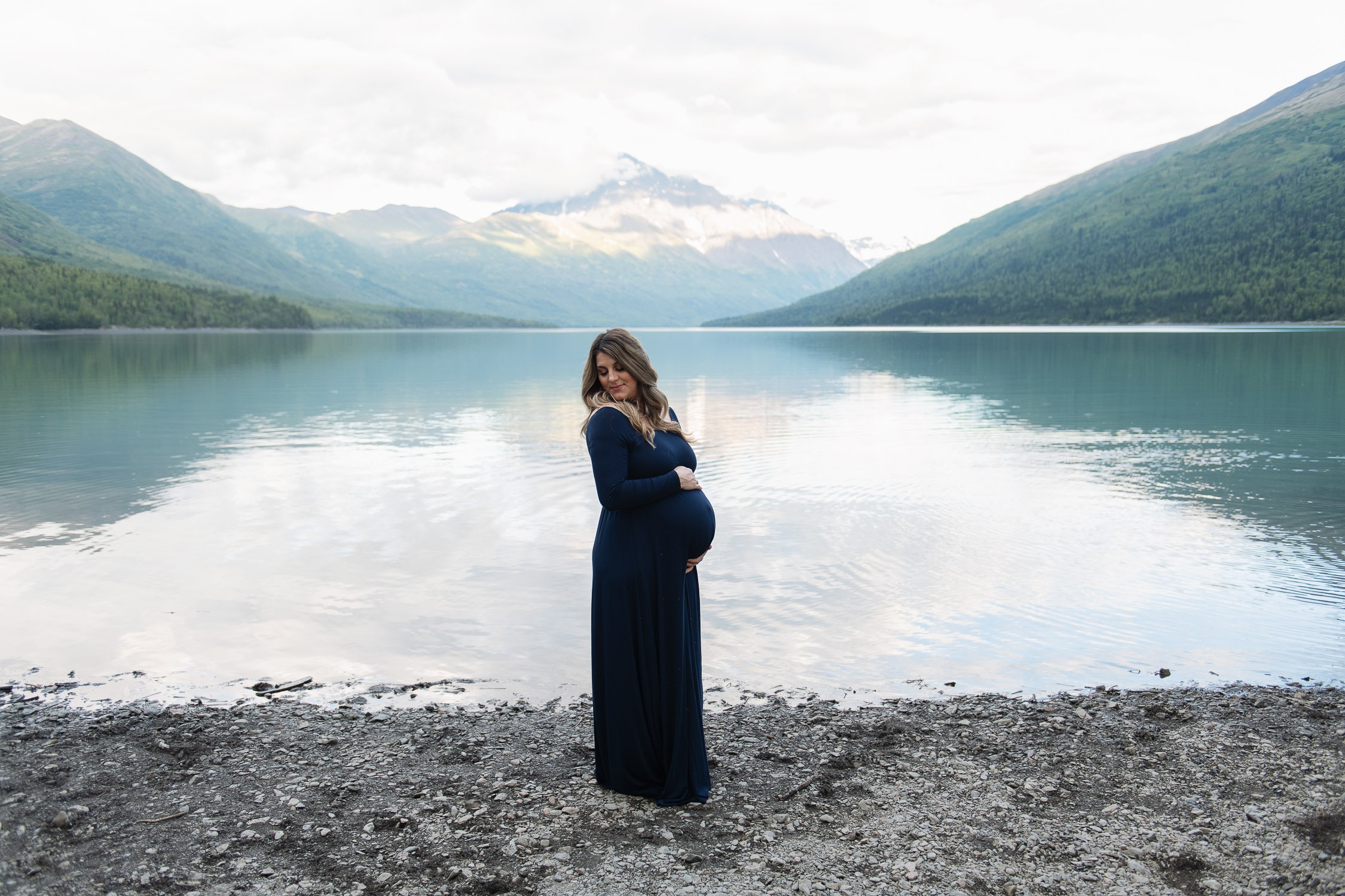 eklutna-lake-alaska-maternity-photography